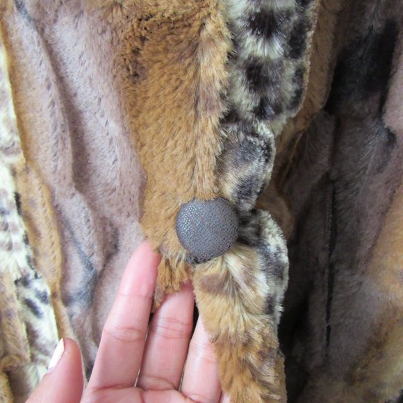VINTAGE Glamorous 90s Plush Faux Fur Coat Mixed Animal Print Chi By Falchi Brand - Picture 8 of 13